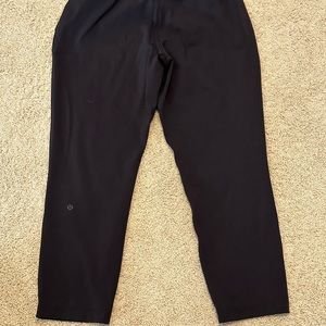 Lululemon pace rival crop EUC size 10